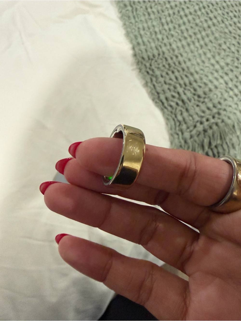 Oura ring gen 4 size 8